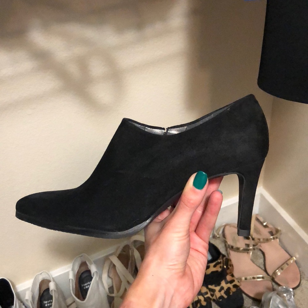 Stewart Weizman Black Suede Heel